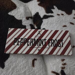 Jeffree Star Peppermint Frost Palette - Red and White